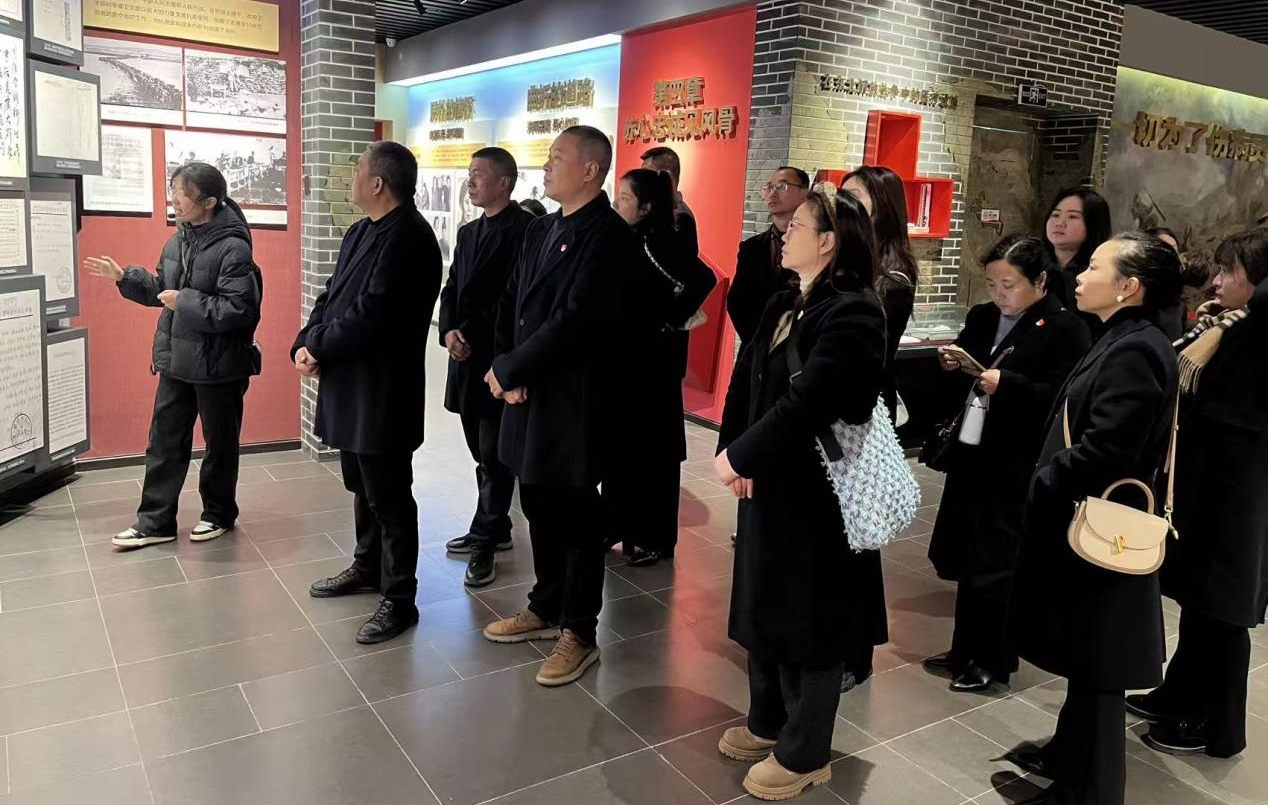 追溯红色记忆 筑牢信仰之基 —— 润安党支部赴贺诚纪念馆开展主题党日活动​